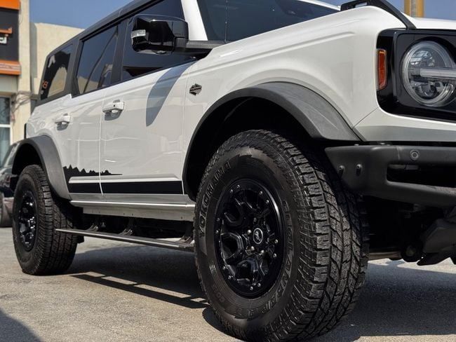 Подержанный Ford Bronco VI, 2.7 л, 2021 в Шардже от Berlin Used Cars Белый цвет. GCC | AUTO.AE