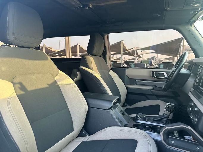 Used Ford Bronco VI, 2.7 l, 2021 in Sharjah by Badar Used Cars, Black color.  | AUTO.AE