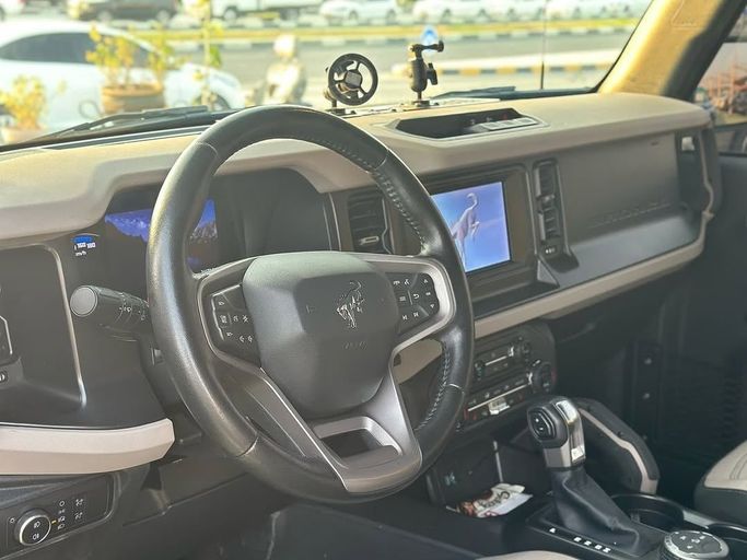 Used Ford Bronco VI, 2.7 l, 2021 in Sharjah by Badar Used Cars, Black color.  | AUTO.AE