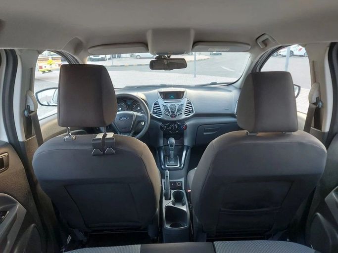 Подержанный Ford EcoSport II, 1.5 л, 2017 в Шардже от Laqtah Used Cars Белый цвет. GCC | AUTO.AE