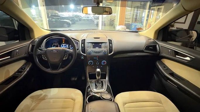 Подержанный Ford Edge II, 2.7 л, 2016 в Шардже от Alzawraq Alazrak Тёмно-синий цвет. GCC | AUTO.AE