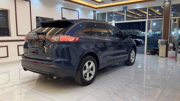 Подержанный Ford Edge II, 2.7 л, 2016 в Шардже от Alzawraq Alazrak Тёмно-синий цвет. GCC | AUTO.AE