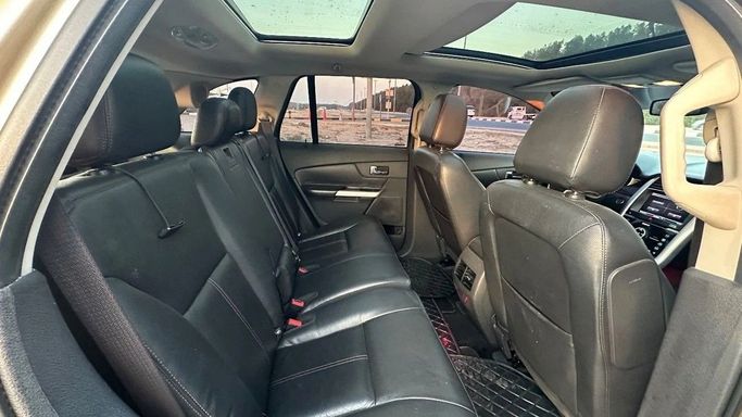 Used Ford Edge I Facelift, 3.5 l, 2013 in Sharjah by Halla Cars, Golden color. GCC Specs | AUTO.AE