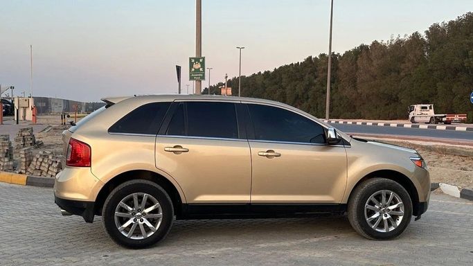 Used Ford Edge I Facelift, 3.5 l, 2013 in Sharjah by Halla Cars, Golden color. GCC Specs | AUTO.AE