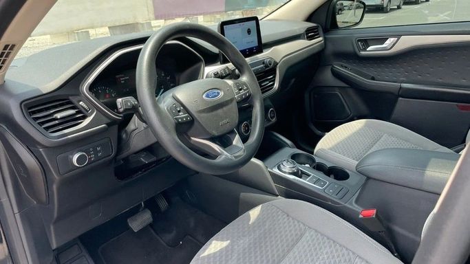 Подержанный Ford Escape IV, 1.5 л, 2020 в Шардже от Halla Cars Черный цвет. Американская | AUTO.AE