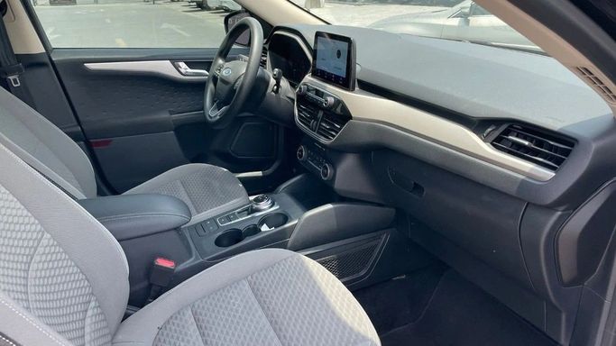 Подержанный Ford Escape IV, 1.5 л, 2020 в Шардже от Halla Cars Черный цвет. Американская | AUTO.AE