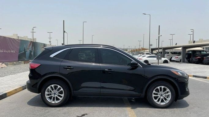 Подержанный Ford Escape IV, 1.5 л, 2020 в Шардже от Halla Cars Черный цвет. Американская | AUTO.AE