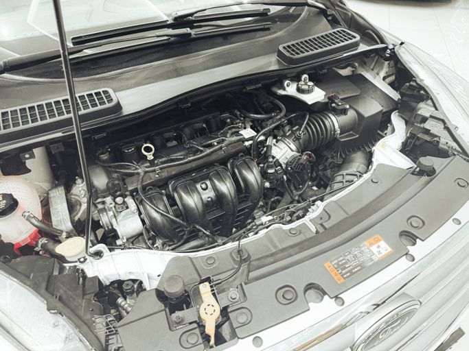 Used Ford Escape III Facelift, 2.0 l, 2019 in Sharjah by Ryno Cars, White color. GCC Specs | AUTO.AE