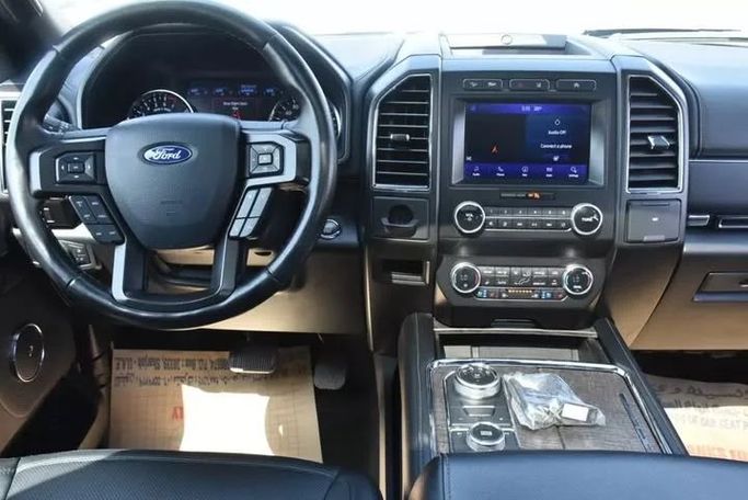 Used Ford Expedition IV, 3.5 l, 2020 in Sharjah by Alfaris Used Cars, Black color. Other | AUTO.AE