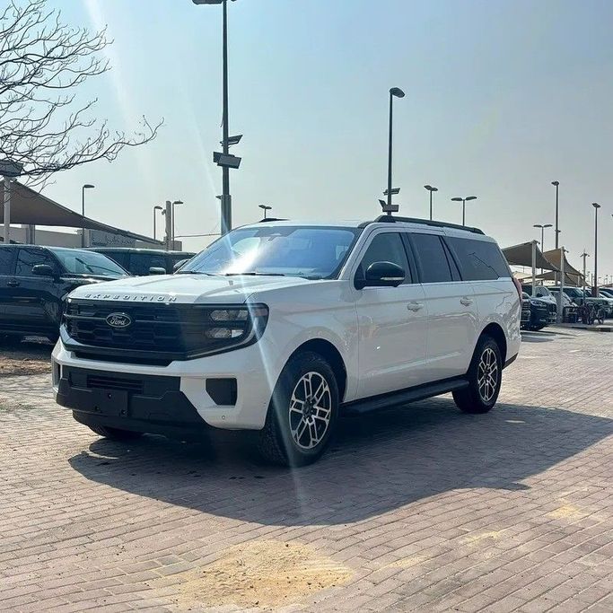 Used Ford Expedition V, 3.5 l, 2025 in Sharjah by Golden Desert Used Car, White color. Other | AUTO.AE