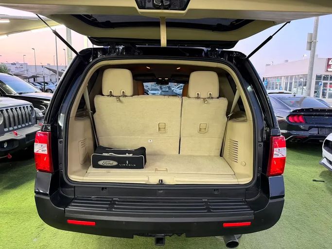 Used Ford Expedition III Facelift, 3.5 l, 2015 in UAE, Sharjah by Rebou Alfakhama, Black color. GCC Specs | AUTO.AE | Listing #295845 — photo 12 of 14