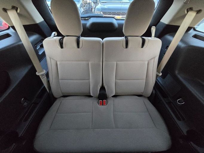 Подержанный Ford Explorer VI, 3.3 л, 2022 в Шардже от Rebou Najd Used Cars Белый цвет. GCC | AUTO.AE