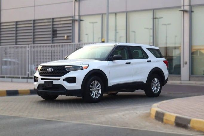 Подержанный Ford Explorer VI, 2.3 л, 2022 в Шардже от Al Rukin Al Saudi Белый цвет. GCC | AUTO.AE