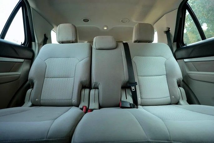 Used Ford Explorer V Facelift, 3.7 l, 2018 in Sharjah by First Choice Cars, White color. GCC Specs | AUTO.AE