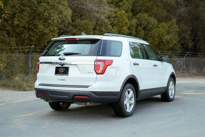 Used Ford Explorer V Facelift, 3.7 l, 2018 in Sharjah by First Choice Cars, White color. GCC Specs | AUTO.AE