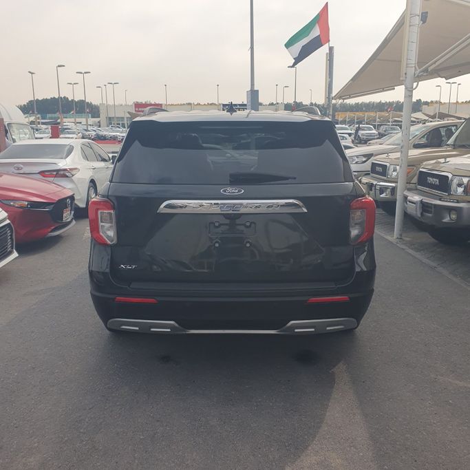 مستعملة Ford Explorer سادساً, 2.3 l, 2021 في في الشارقة من Ishtar Used Cars، اللون أخضر. المواصفات الأمريكية | AUTO.AE