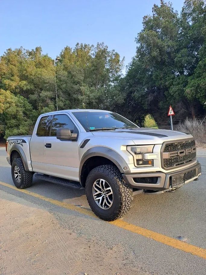 New Ford F-150 XIII Facelift, 3.5 l, 2018 in Sharjah by Imad Younis Almani used Cars, Silver color. GCC Specs | AUTO.AE