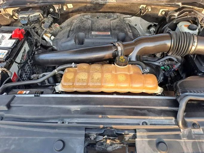 New Ford F-150 XIII Facelift, 3.5 l, 2018 in Sharjah by Imad Younis Almani used Cars, Silver color. GCC Specs | AUTO.AE