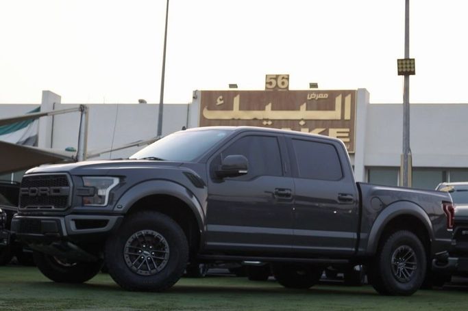 Подержанный Ford F-150 XIII Рестайлинг, 3.5 л, 2020 в Шардже от Al Bake Used Cars Серый цвет.  | AUTO.AE
