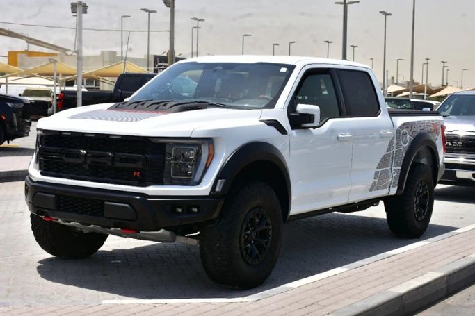 Used Ford F-150 XIV, 5.0 l, 2024 in Sharjah by Alfaris Used Cars, White color. Other | AUTO.AE