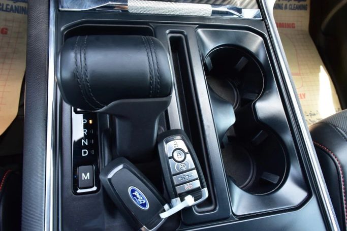 Used Ford F-150 XIV, 5.0 l, 2024 in Sharjah by Alfaris Used Cars, White color. Other | AUTO.AE