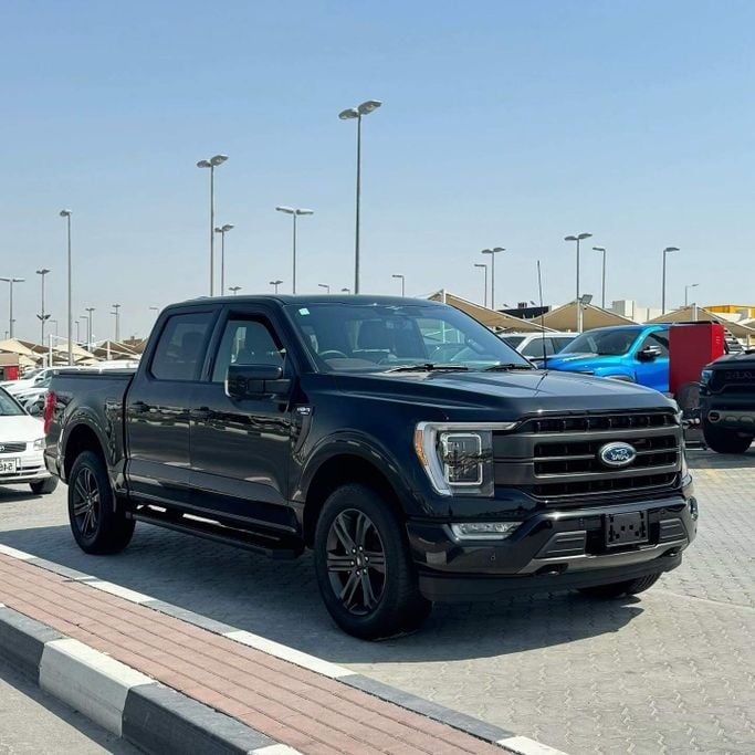 Подержанный Ford F-150 XIV, 3.5 л, 2023 в Шардже от Alfaris Used Cars Черный цвет. Other | AUTO.AE