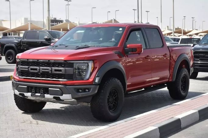 Подержанный Ford F-150 XIV, 3.5 л, 2022 в Шардже от Alfaris Used Cars Красный цвет. Other | AUTO.AE