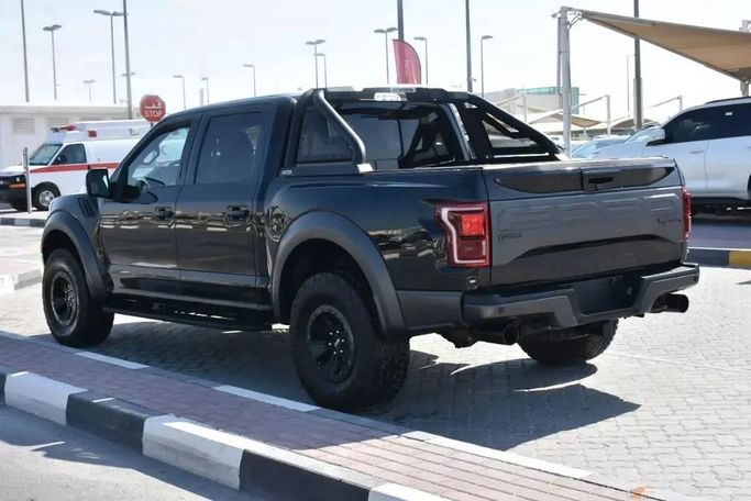Used Ford F-150 XIII Facelift, 3.3 l, 2018 in Sharjah by Alfaris Used Cars, Black color. Other | AUTO.AE