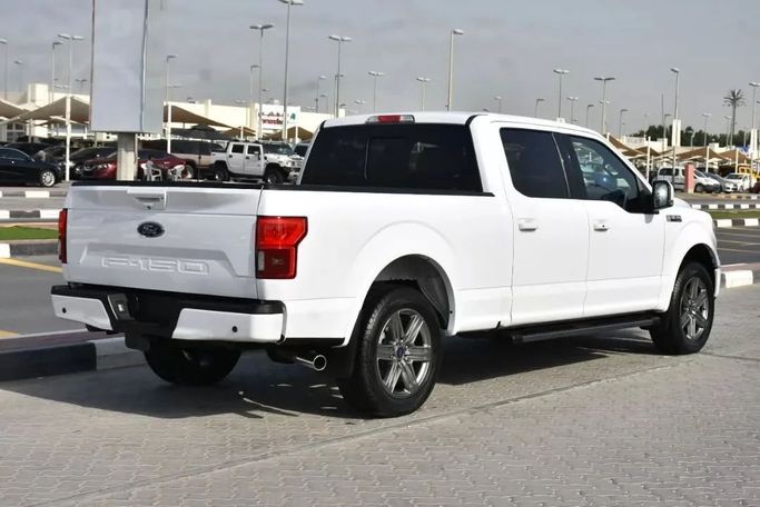 Подержанный Ford F-150 XIV, 3.5 л, 2020 в Шардже от Alfaris Used Cars Белый цвет. Other | AUTO.AE
