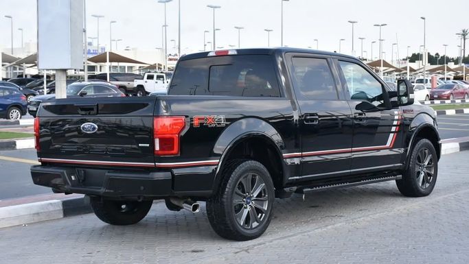 Подержанный Ford F-150 XIV, 3.5 л, 2020 в Шардже от Alfaris Used Cars Черный цвет. Other | AUTO.AE