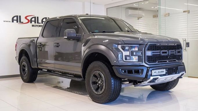 Подержанный Ford F-150 XIII Рестайлинг, 3.5 л, 2018 в Шардже от Alsalama Motors Серый цвет. Американская | AUTO.AE