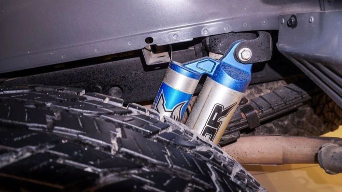 Подержанный Ford F-150 XIII Рестайлинг, 3.5 л, 2018 в Шардже от Alsalama Motors Серый цвет. Американская | AUTO.AE