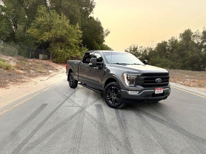 Подержанный Ford F-150 XIV, 3.5 л, 2022 в Шардже от Alsalama Motors Серый цвет. Канадская | AUTO.AE