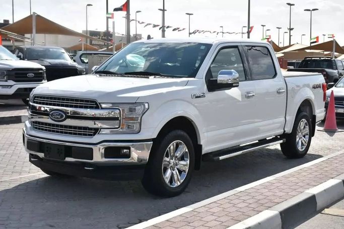 Used Ford F-150 XIII Facelift, 3.5 l, 2020 in Sharjah by Alfaris Used Cars, White color. Other | AUTO.AE