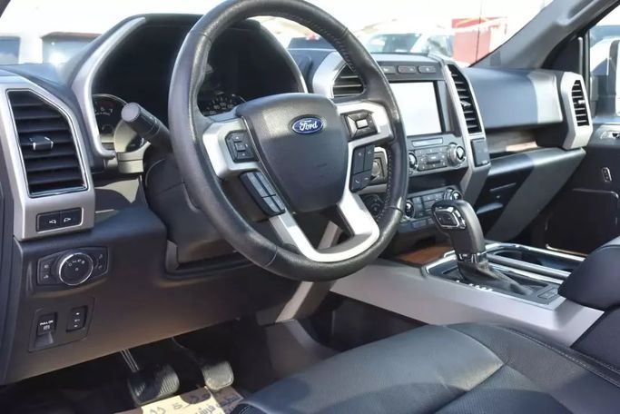 Used Ford F-150 XIII Facelift, 3.5 l, 2020 in Sharjah by Alfaris Used Cars, White color. Other | AUTO.AE