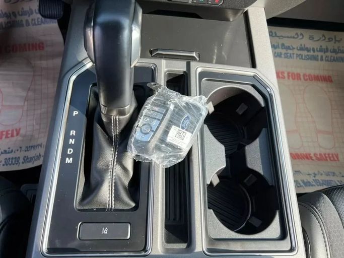 Used Ford F-150 XIII Facelift, 3.5 l, 2019 in Sharjah by Alfaris Used Cars, White color. Other | AUTO.AE