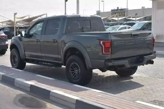 Used Ford F-150 XIII Facelift, 3.5 l, 2019 in Sharjah by Alfaris Used Cars, Grey color. Other | AUTO.AE