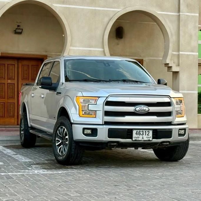 Подержанный Ford F-150 XIII, 3.5 л, 2016 в Шардже от Sarmad Cars Серебристый цвет. Other | AUTO.AE