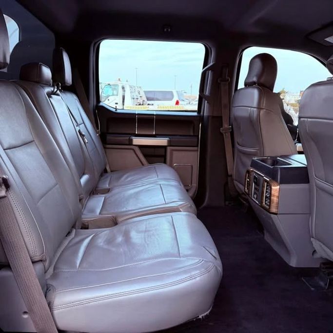 Подержанный Ford F-150 XIII, 3.5 л, 2016 в Шардже от Sarmad Cars Серебристый цвет. Other | AUTO.AE