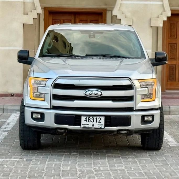 Подержанный Ford F-150 XIII, 3.5 л, 2016 в Шардже от Sarmad Cars Серебристый цвет. Other | AUTO.AE