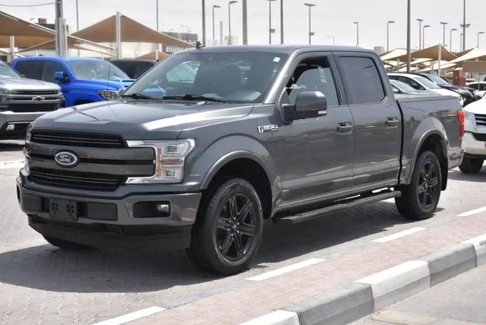 Подержанный Ford F-150 XIV, 3.5 л, 2020 в Шардже от Alfaris Used Cars Серый цвет. Other | AUTO.AE