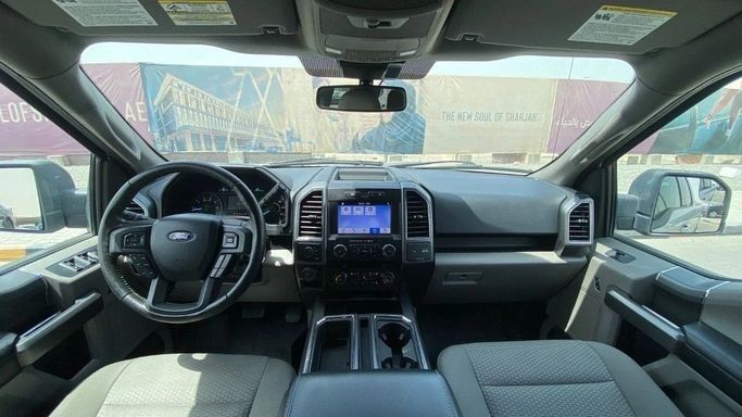 Used Ford F-150 XIII Facelift, 3.5 l, 2019 in Sharjah by Halla Cars, Silver color. American Specs | AUTO.AE