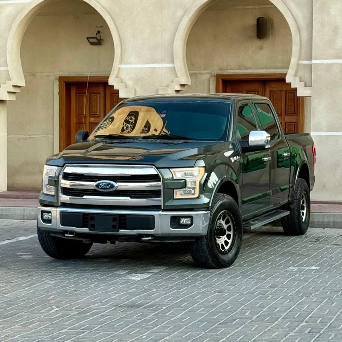 Подержанный Ford F-150 XIII, 3.5 л, 2015 в Шардже от Sarmad Cars Черный цвет. GCC | AUTO.AE