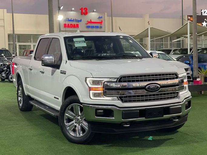 Used Ford F-150 XIII Facelift, 3.0 l, 2018 in Sharjah by Badar Used Cars, White color.  | AUTO.AE
