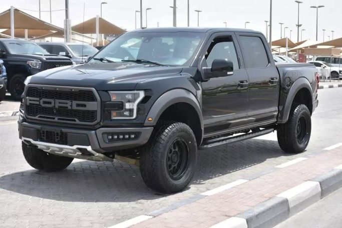 Used Ford F-150 XIII Facelift, 3.5 l, 2018 in Sharjah by Alfaris Used Cars, Black color. Other | AUTO.AE