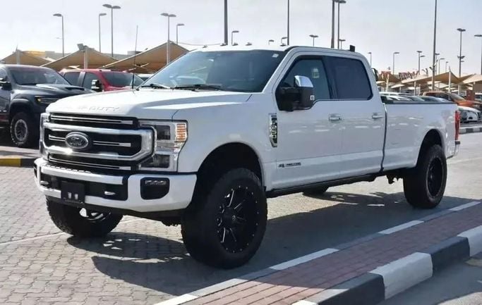 Used Ford F-250 Super Duty IV (U-Series), 6.8 l, 2022 in Sharjah by Alfaris Used Cars, White color. Other | AUTO.AE