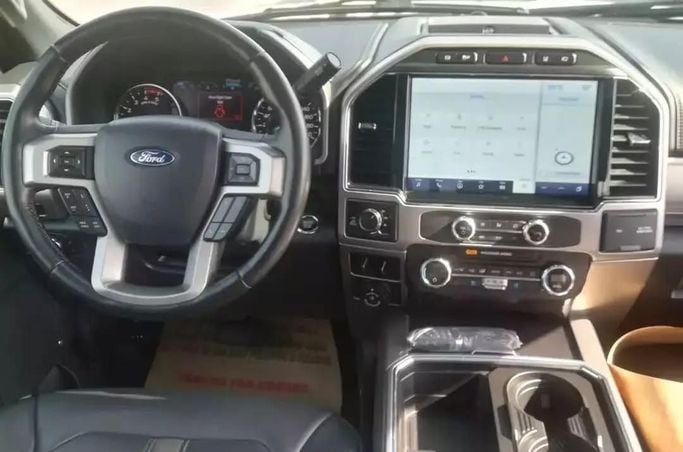 Used Ford F-250 Super Duty IV (U-Series), 6.8 l, 2022 in Sharjah by Alfaris Used Cars, White color. Other | AUTO.AE