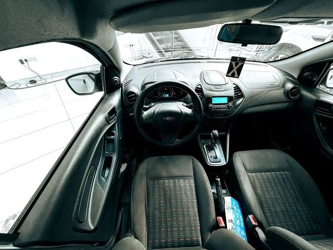 Подержанный Ford Figo II Рестайлинг, 1.5 л, 2019 в Шардже от Ryno Cars Белый цвет. GCC | AUTO.AE