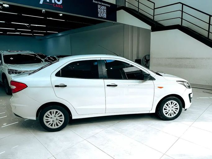 Подержанный Ford Figo II Рестайлинг, 1.5 л, 2019 в Шардже от Ryno Cars Белый цвет. GCC | AUTO.AE