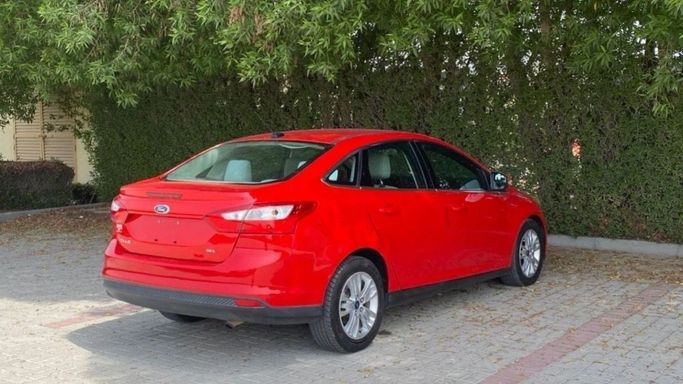 Подержанный Ford Focus III, 2.0 л, 2012 в Шардже от Halla Cars Красный цвет. Американская | AUTO.AE
